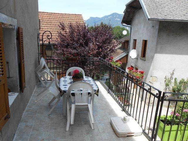 Gite Chez Charlot Chanaz Luaran gambar